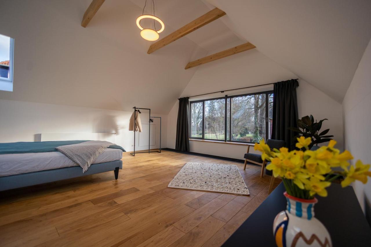 Modernes Ferien- Und Messezimmer In Idyllischer Lage Nordstemmen Exterior foto